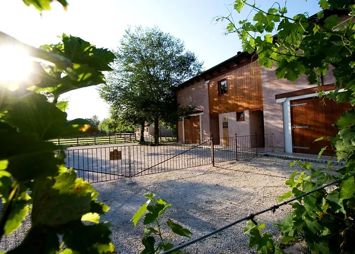 Hotel Fiori E Frutti Agriresort Venezia 5*